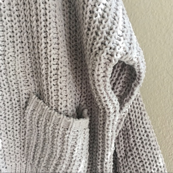 Oversized Light grey velvet cardigan - Picture 5 of 12